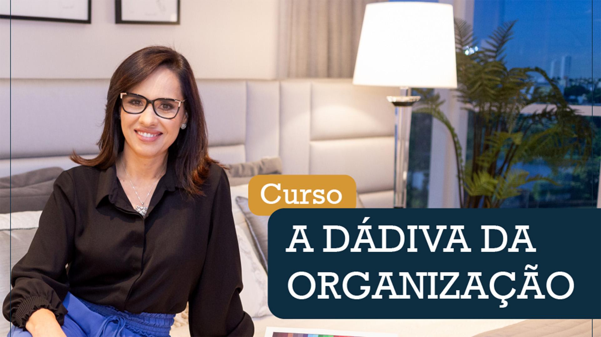 Conheça sua professora e saiba como a organização pode mudar vidas.